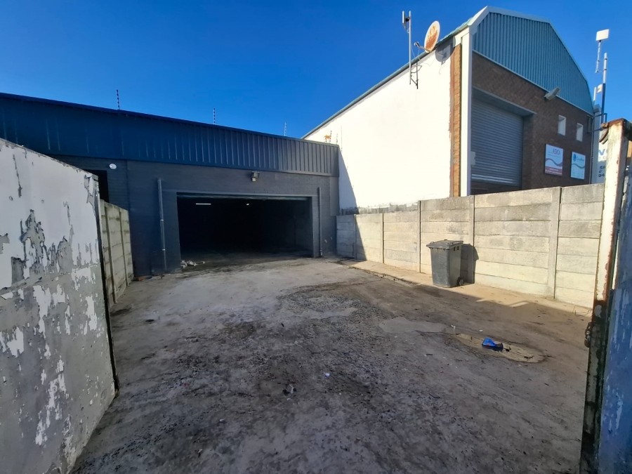 To Let Commercial Property for Rent in Stikland Industrial Western Cape